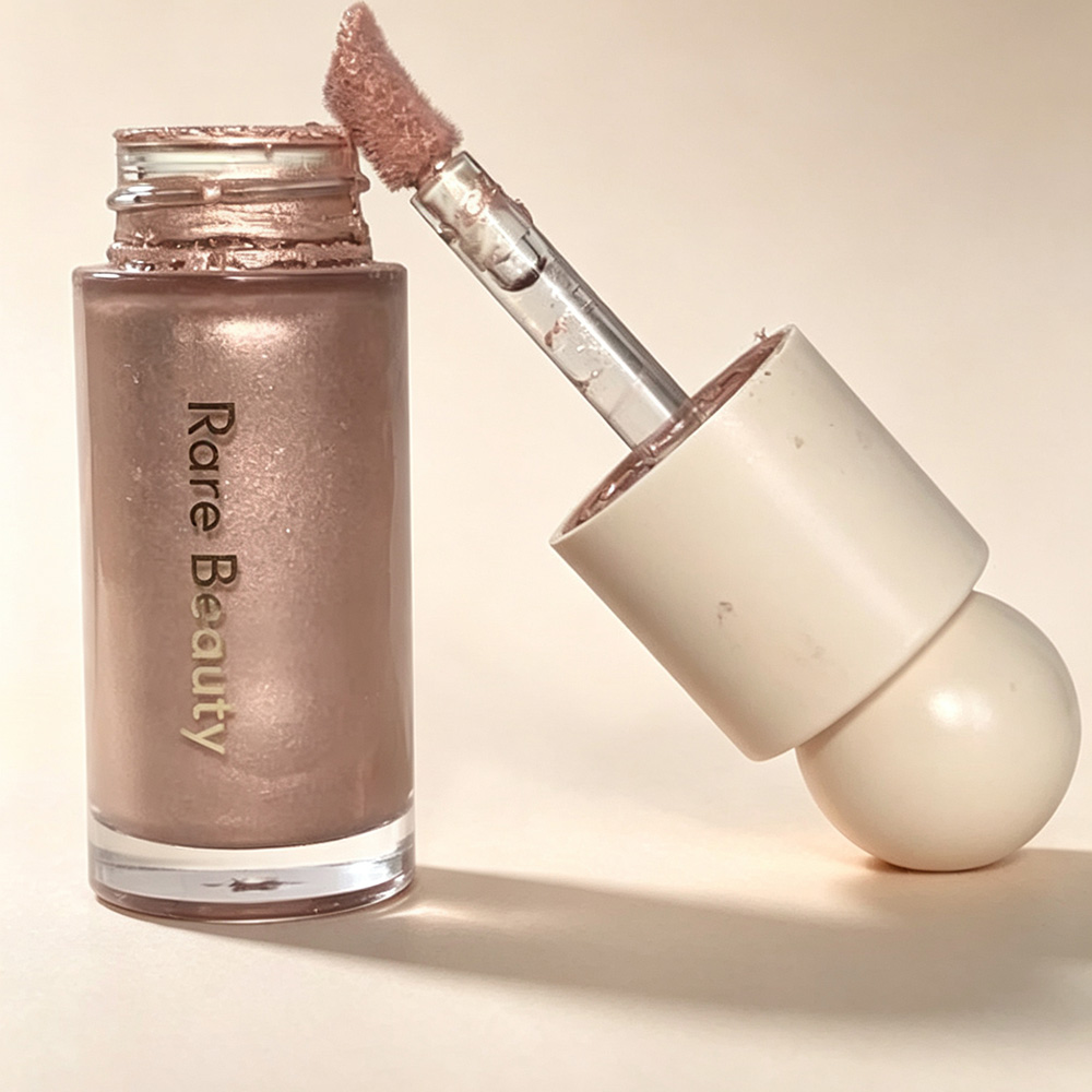 Rare Beauty Light Silky Highli - Rare Beauty Makeup Highlighter review and price